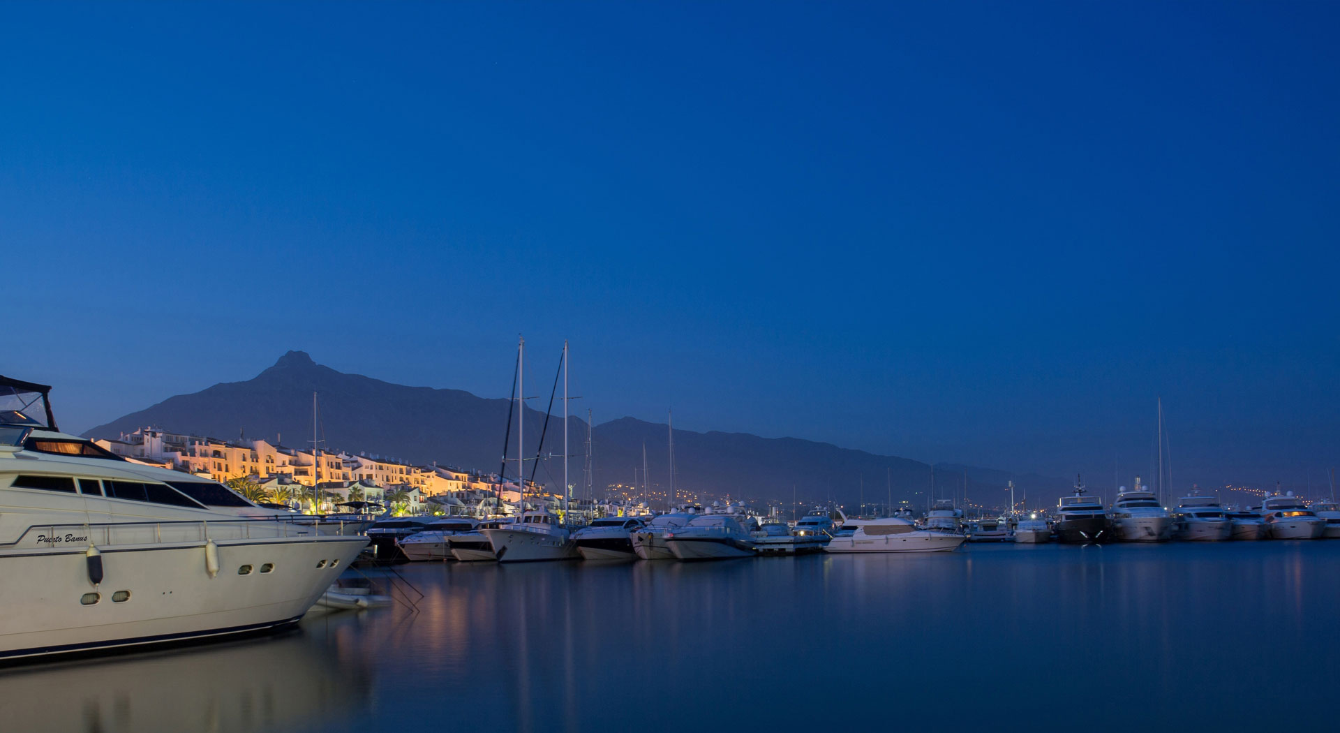 卓越的VSAT移动卫星通信设备